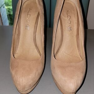Aldo women's shoes size 7½ leather suede platform 5.5 inch heels Beige